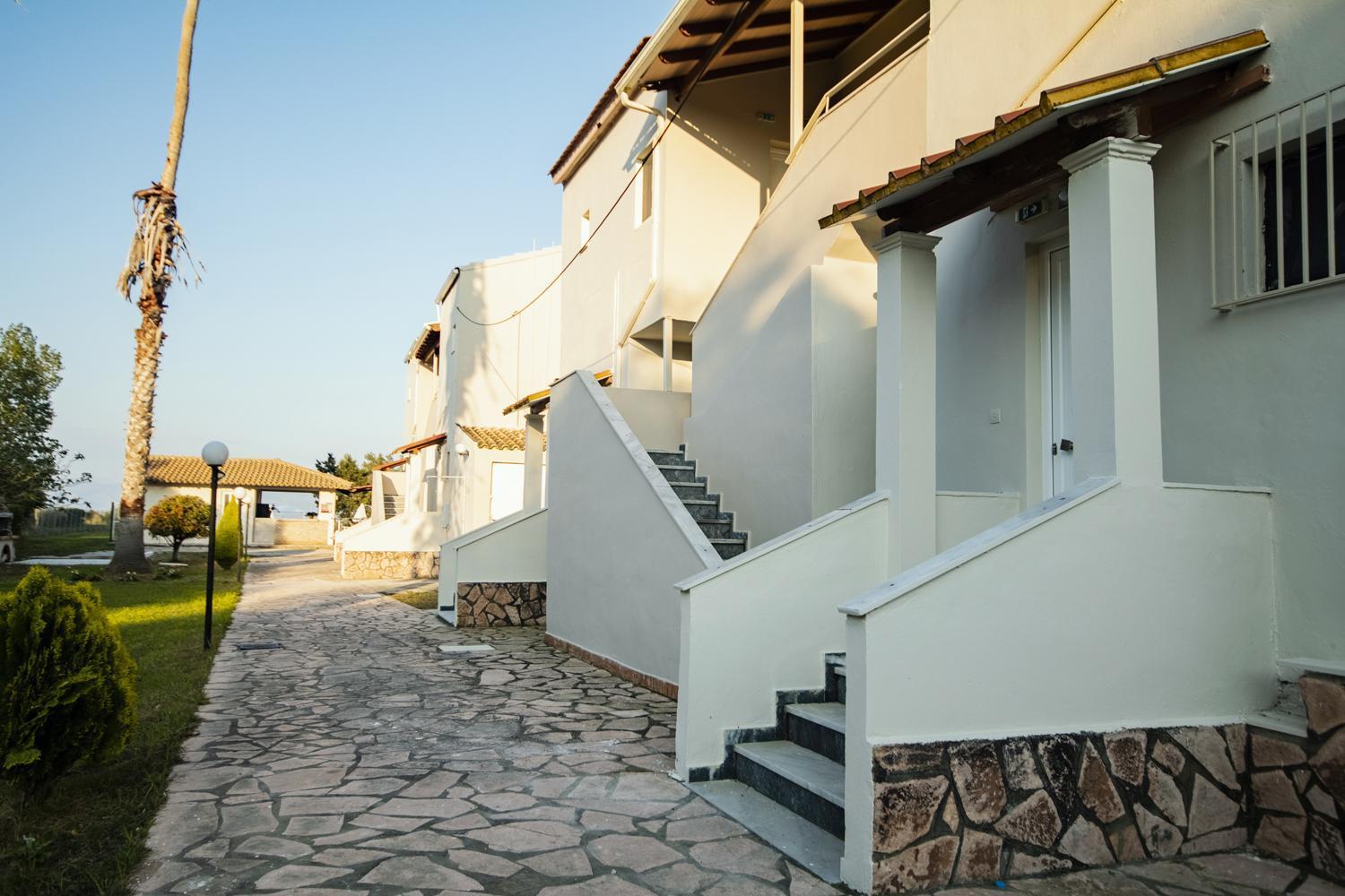 Parakladi Seaside Retreat Apartment Lefkimmi  Bagian luar foto