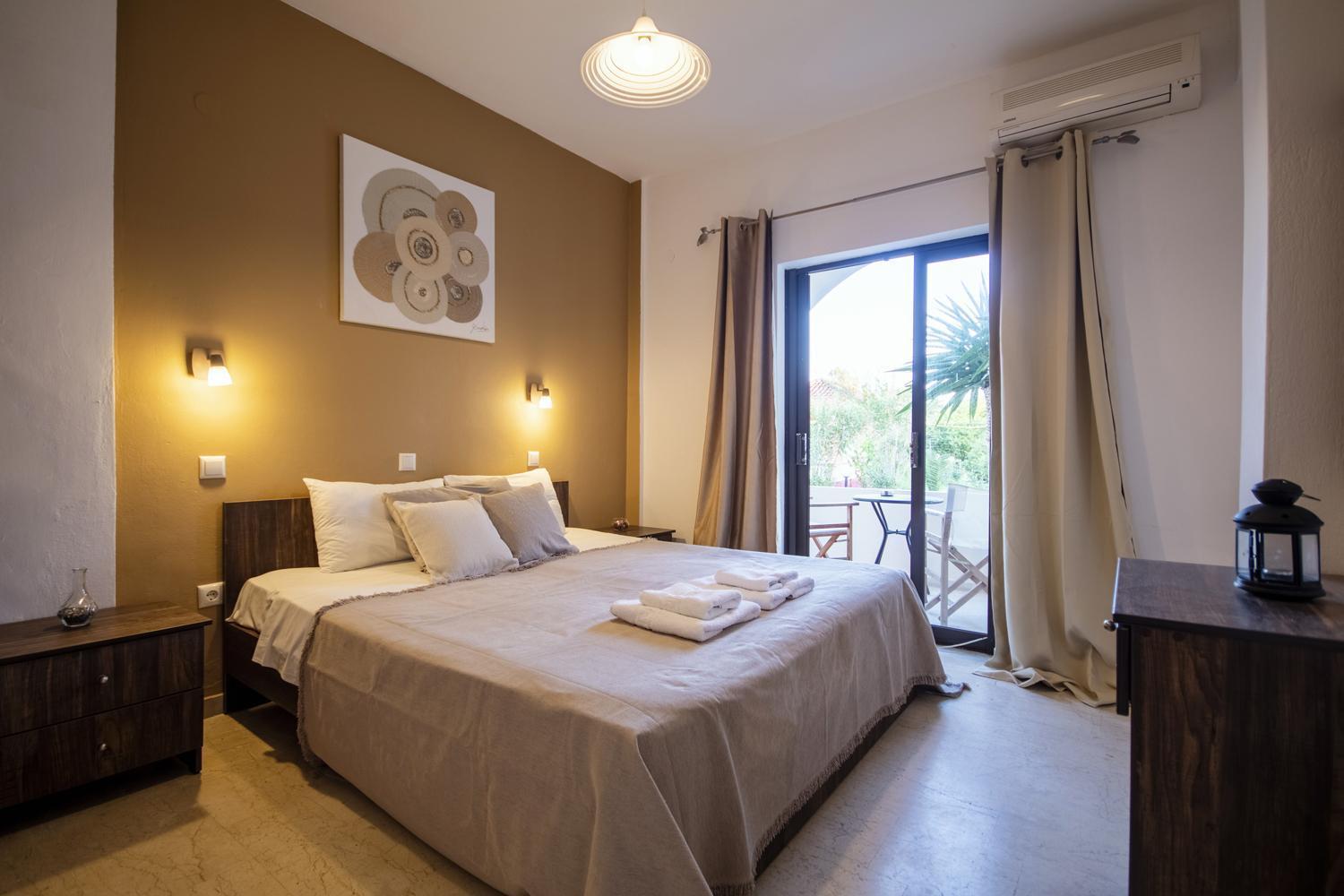 Parakladi Seaside Retreat Apartment Lefkimmi  Bagian luar foto